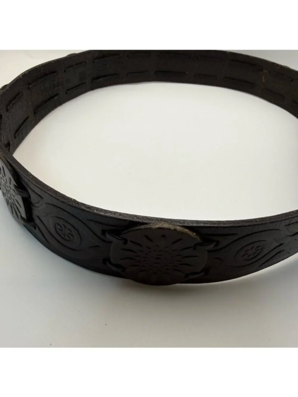 Fossil Tooled Leather Belt Size M 30 Western Floral Medallion Brass Buckle